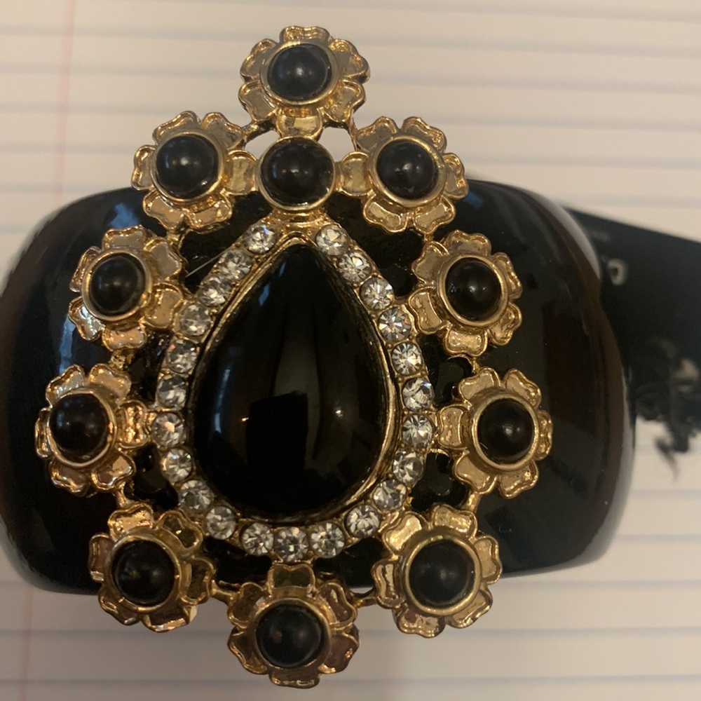 Retro black resin with gold and crystal statement bangle- 60’s feel. NWT.
